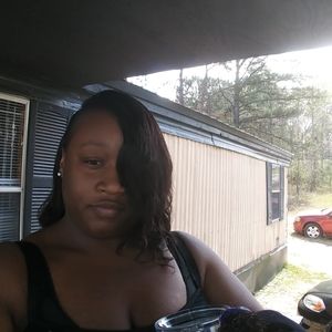 Meet your Posher, Cynthia